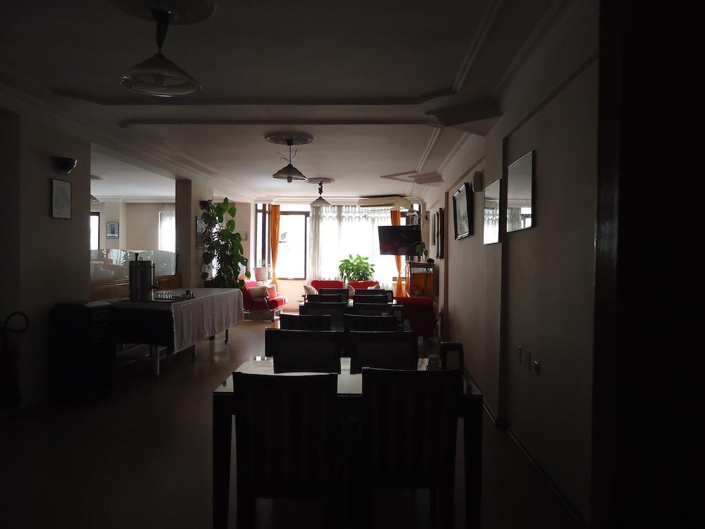 Hotel Ozkar Мерсин Екстериор снимка